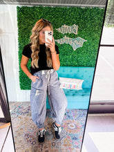 Load image into Gallery viewer, Striped Drawstring Pocket Joggers
