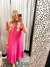 Load image into Gallery viewer, Stand Out in a Crowd Entro- Hot Pink
