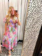 Load image into Gallery viewer, Floral Pattern Entro Dress

