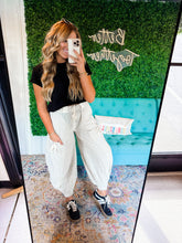 Load image into Gallery viewer, Striped Drawstring Pocket Joggers
