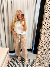 Load image into Gallery viewer, Polka Dot Pleated Barrel Pants
