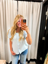 Load image into Gallery viewer, TEXTURED GAUZE TOP IN MOONWASHED BLUE
