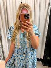 Load image into Gallery viewer, V NECK BABYDOLL FLUTTER SHORT SLEEVE FLORAL PRINT DRESS
