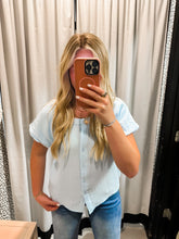 Load image into Gallery viewer, TEXTURED GAUZE TOP IN MOONWASHED BLUE
