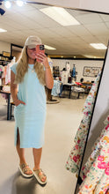 Load image into Gallery viewer, Mineral Wash Cap Sleeve Midi Dress: BLUE
