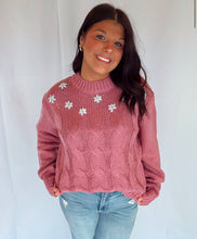 Load image into Gallery viewer, FLORAL CABLE KNIT SWEATER: LIGHT MULBERRY
